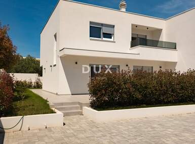 Kuca, Vodice, prodaja, 485000 €, 133 m2