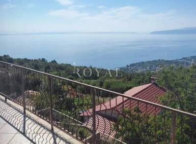 Trosoban stan, Opatija, Ika, najam, 750 €, 90 m2