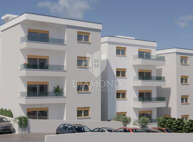 Trosoban stan, Pula, prodaja, 532224 €, 126 m2