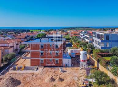 Trosoban stan, Novigrad, prodaja, 335000 €, 81 m2
