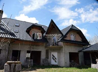 Kuca, Mrkopalj, prodaja, 249000 €, 389 m2