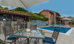 Kuca, Opatija, Poljane, prodaja, 590000 €, 223 m2
