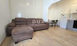 Dvosoban stan, Pula, Centar, prodaja, 135000 €, 38 m2