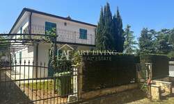 Kuca, Umag, prodaja, 985000 €, 211 m2