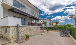 Kuca, Crikvenica, prodaja, 890000 €, 180 m2