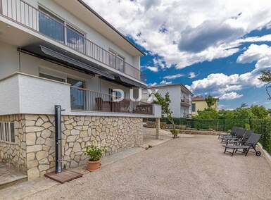 Kuca, Crikvenica, prodaja, 890000 €, 180 m2