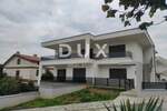 Kuca, Crikvenica, prodaja, 949000 €, 350 m2