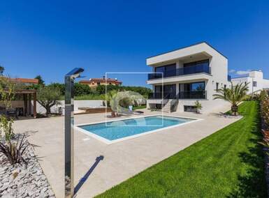 Kuca, Poreč, prodaja, 995000 €, 217 m2