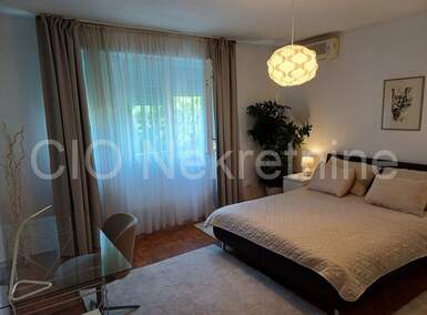 Cetvorosoban stan, Split, najam, 1100 €, 70 m2