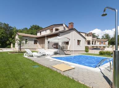 Kuca, Sveti Lovreč, prodaja, 450000 €, 140 m2