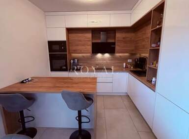 Cetvorosoban stan, Viškovo, prodaja, 365000 €, 97 m2