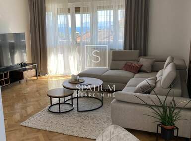 Dvosoban stan, Rijeka, Centar, najam, 900 €, 54 m2