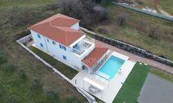 Kuca, Barban, prodaja, 930000 €, 320 m2