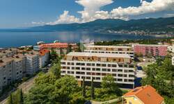 Trosoban stan, Rijeka, Srdoči, prodaja, 317000 €, 81 m2