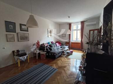 Cetvorosoban stan, Karlovac, Zvijezda, prodaja, 400000 €, 141 m2