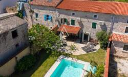 Kuca, Poreč, prodaja, 395000 €, 145 m2