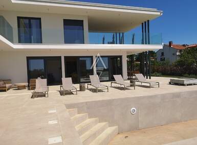 Kuca, Poreč, prodaja, 1420000 €, 330 m2