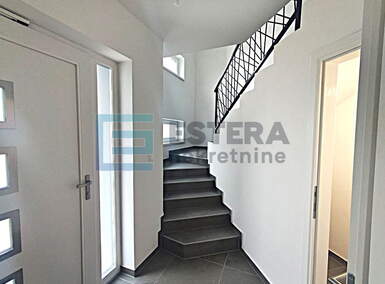 Stan, Varaždin, prodaja, 327250 €, 130 m2