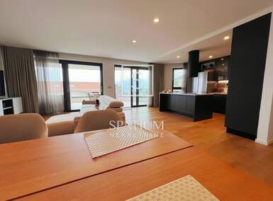 Cetvorosoban stan, Opatija, Opatija - Centar, prodaja, 985000 €, 158 m2