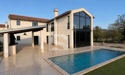 Kuca, Poreč, prodaja, 699000 €, 200 m2