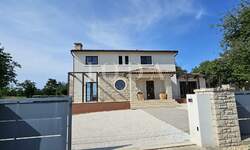 Kuca, Barban, prodaja, 635000 €, 170 m2