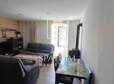 Kuca, Jelenje, Lukeži, prodaja, 266000 €, 90 m2