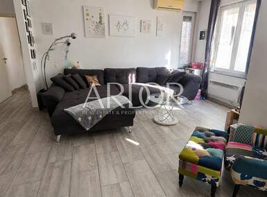 Trosoban stan, Rijeka, Pećine, prodaja, 294000 €, 87 m2