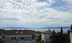 Cetvorosoban stan, Kostrena, najam, 1400 €, 120 m2