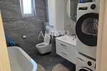 Cetvorosoban stan, Kostrena, najam, 1400 €, 120 m2