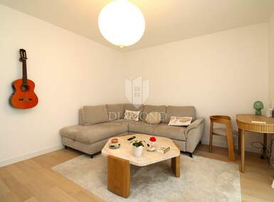 Dvosoban stan, Rijeka, Donja Vežica, prodaja, 247000 €, 49 m2