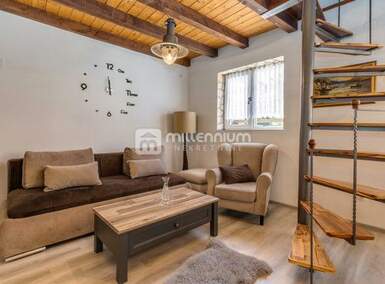 Kuca, Novi Vinodolski, prodaja, 353000 €, 120 m2