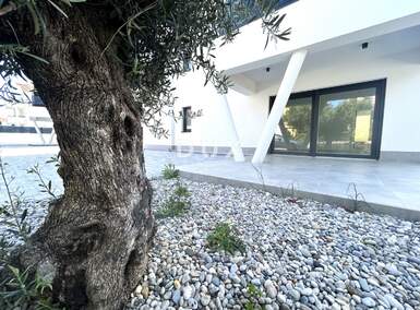 Trosoban stan, Vodice, prodaja, 309000 €, 112 m2