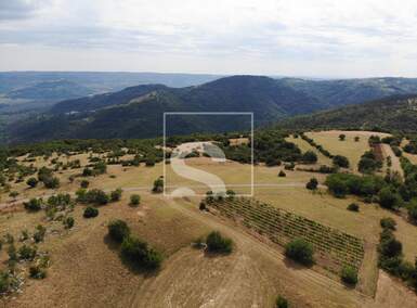 Zemljiste, Oprtalj, prodaja, 260000 €, 9481 m2