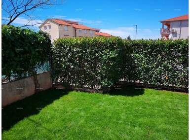 Dvosoban stan, Poreč, prodaja, 399000 €, 83 m2