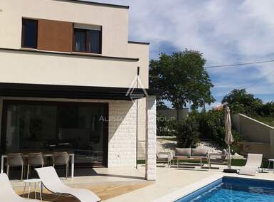 Kuca, Svetvinčenat, prodaja, 550000 €, 144 m2