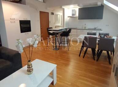 Cetvorosoban stan, Zagreb, Donji Grad, najam, 1190 €, 94 m2