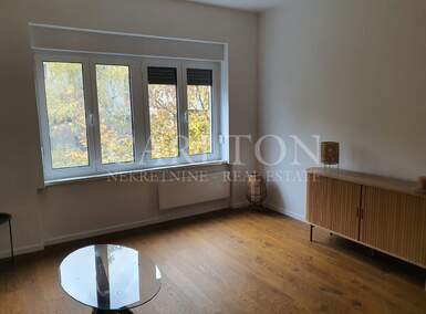 Trosoban stan, Zagreb, Donji Grad, najam, 1200 €, 78 m2