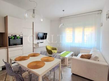 Trosoban stan, Zagreb, Gornji Grad - Medveščak, najam, 1200 €, 70 m2