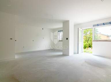 Cetvorosoban stan, Viškovo, Marčelji, prodaja, 265000 €, 89 m2