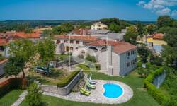 Kuca, Tinjan, prodaja, 900000 €, 360 m2