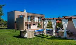 Kuca, Labin, prodaja, 757000 €, 208 m2
