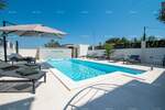Kuca, Medulin, Banjole, prodaja, 670000 €, 300 m2