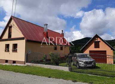 Kuca, Mrkopalj, prodaja, 280000 €, 208 m2