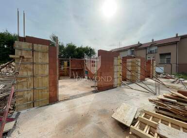 Trosoban stan, Viškovo, Marčelji, prodaja, 225000 €, 70 m2