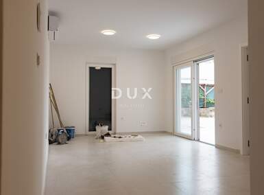 Trosoban stan, Vodice, prodaja, 248000 €, 68 m2