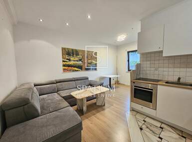 Dvosoban stan, Rijeka, Srdoči, najam, 450 €, 45 m2