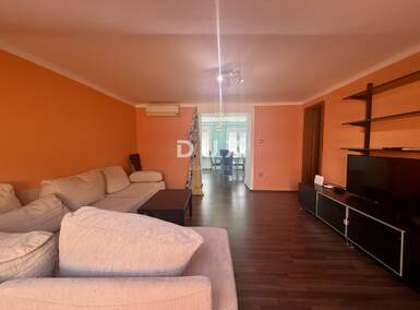 Trosoban stan, Rijeka, Centar, prodaja, 182000 €, 66 m2