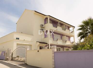 Kuca, Vodice, prodaja, 750000 €, 337 m2