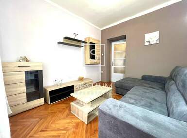 Dvosoban stan, Rijeka, Centar, najam, 700 €, 53 m2