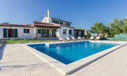 Kuca, Barban, Hrboki, prodaja, 675000 €, 220 m2